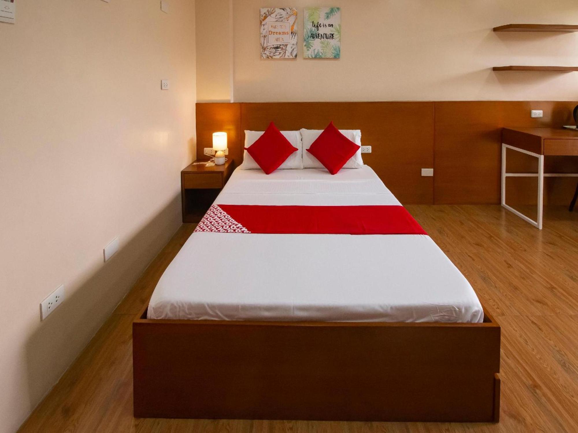 Super Oyo 832 The Teepee Place Hostel & Residence Inn Cebu Exterior foto